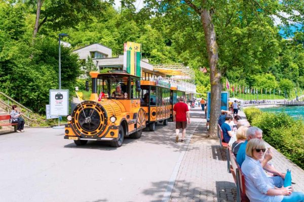 Tour trại tập trung Sachsenhausen ½ ngày từ Berlin